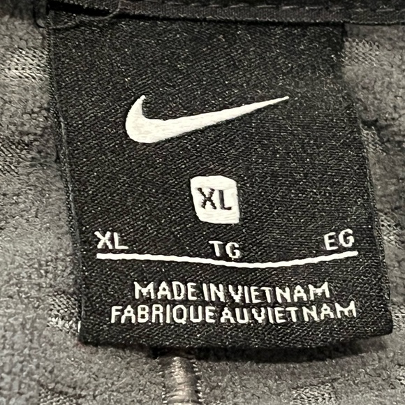 Nike Gray Zip Up Sweater for Men - Picture 4 of 4